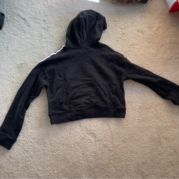 black Adidas sweater size xs - Picture 5 of 6